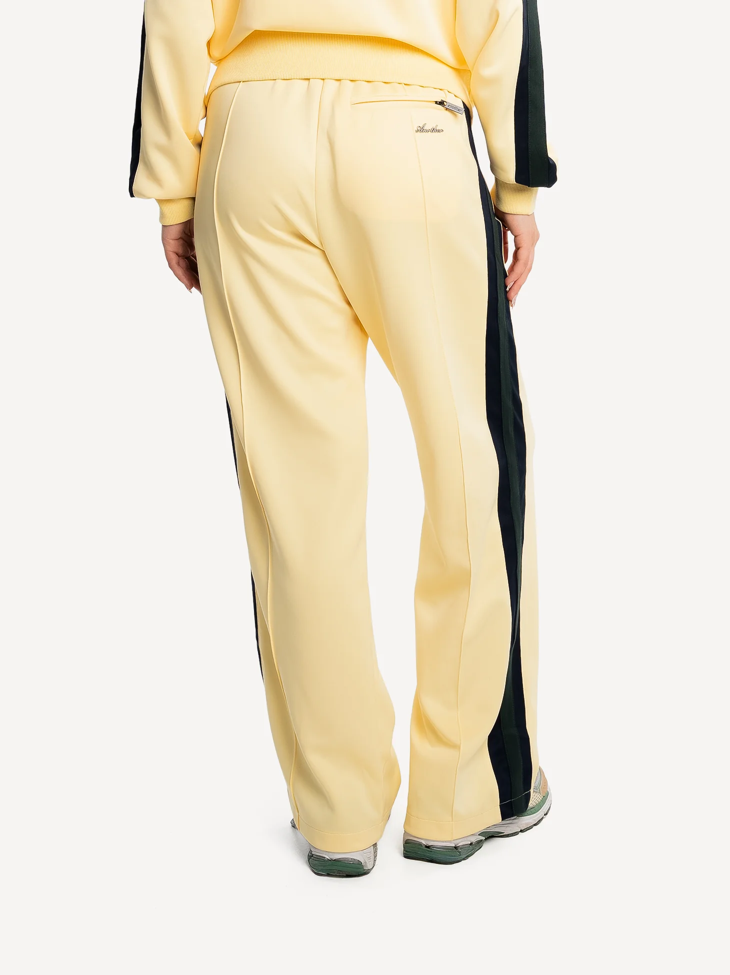 Everyday Wide Fit Track Pant - Image 11