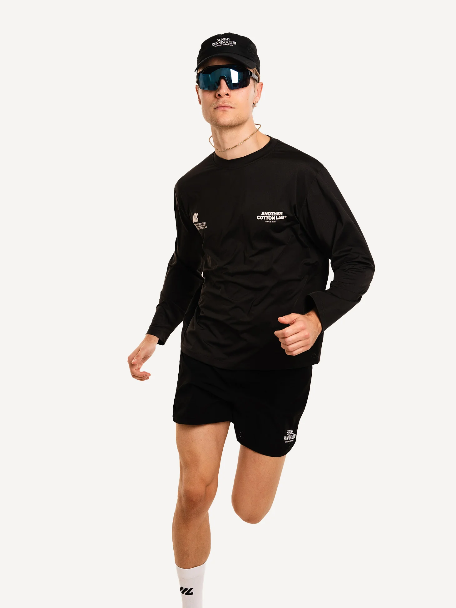 Sunday Running Club Performance Longsleeve - Image 17